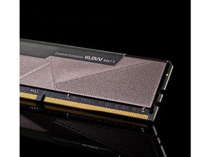KLEVV Bolt X 32GB (2 x 16GB) DDR4 3200MHz CL16 Desktop RAM – Black