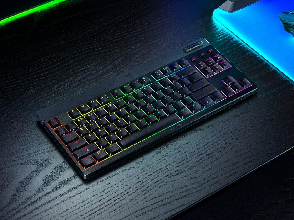 Razer BlackWidow V4 Wireless Low-Profile Tenkeyless HyperSpeed