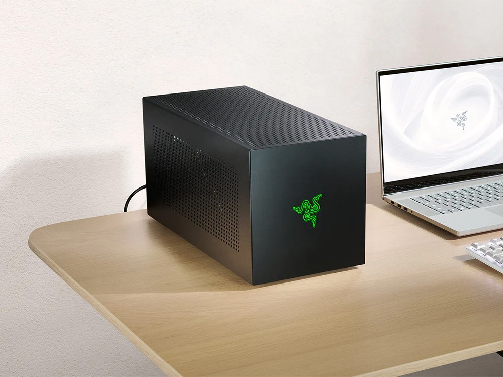 Razer Core X V2 External Desktop Graphics Enclosure for Thunderbolt ...