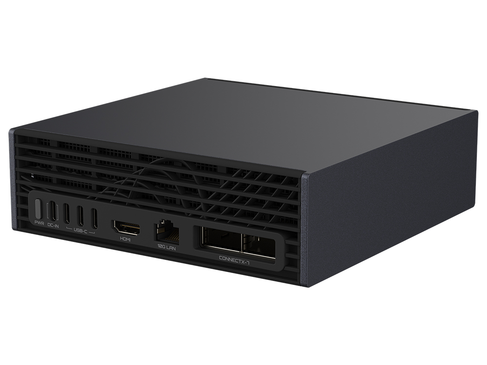 GIGABYTE AI TOP ATOM 20-core Arm 128GB RAM 4TB NVIDIA DGX Mini PC