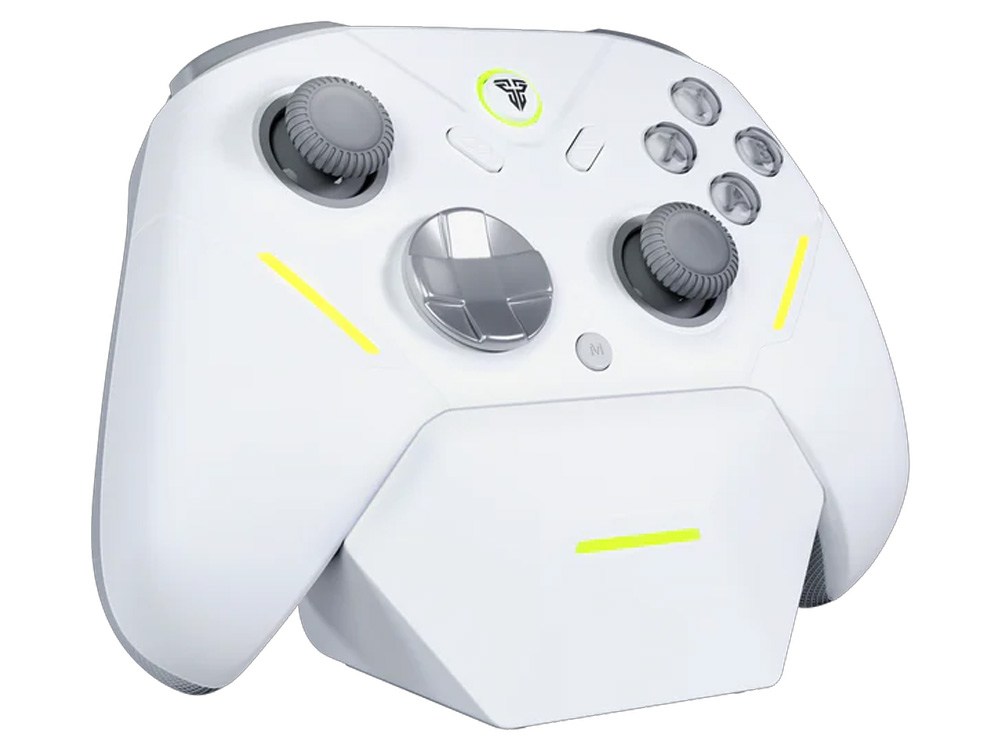 Fantech ZENITH PRO Wireless Gamepad RGB Multi-Platform Hall-Effect Game Controller - White